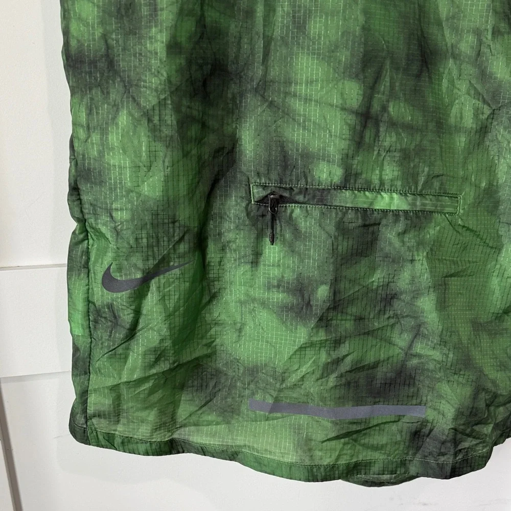 Nike Men's 3-1 Tech Pack Running Jacket.